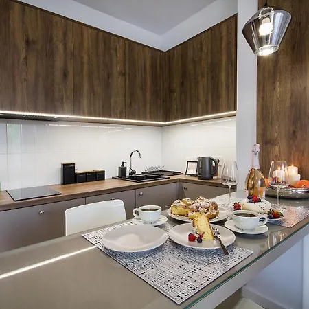 W&k Glam - Z Balkonem, Faktura Vat, Parking W Garazu, Netflix Apartmán Košalín