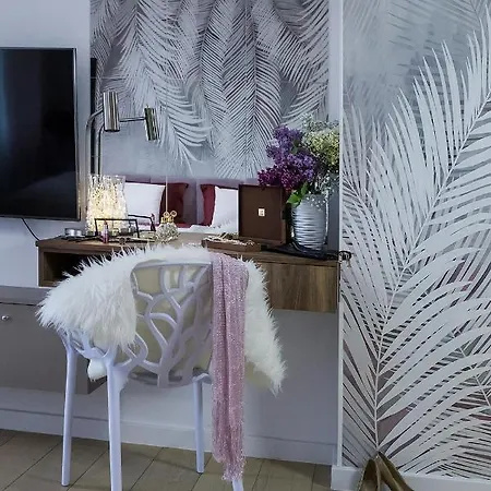 W&k Glam - Z Balkonem, Faktura Vat, Parking W Garazu, Netflix Košalín