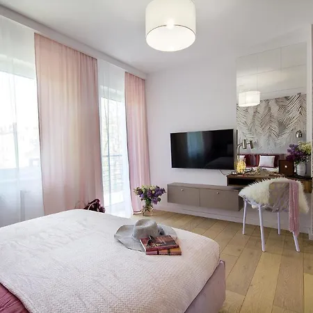 W&k Glam - Z Balkonem, Faktura Vat, Parking W Garazu, Netflix Apartman