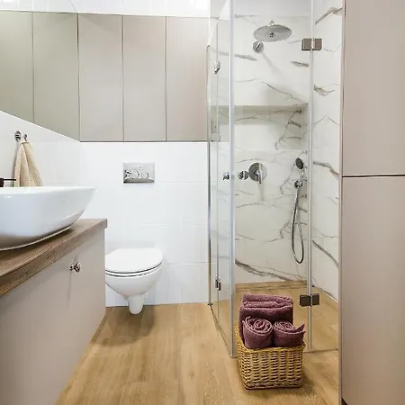 Apartman W&k Glam - Z Balkonem, Faktura Vat, Parking W Garazu, Netflix