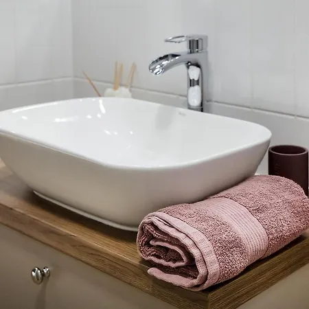 W&k Glam - Z Balkonem, Faktura Vat, Parking W Garazu, Netflix * Košalín